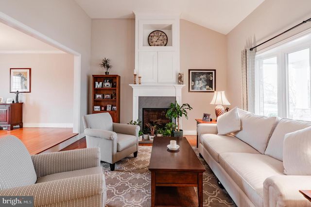 931 DENSTON DR, Ambler, PA 19002