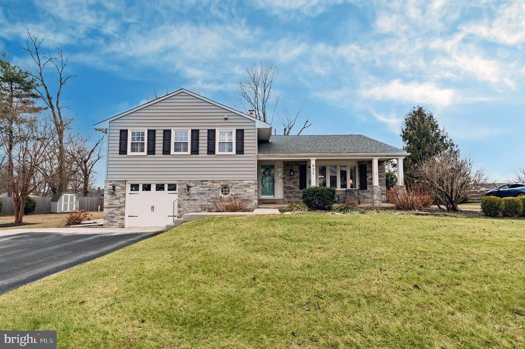 931 DENSTON DR, Ambler, PA 19002