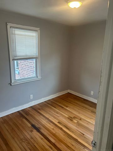 942 William Street APT A, Bridgeport, CT 06608