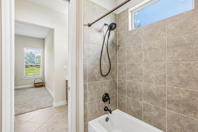 500 Dream Catcher DR, Leander, TX 78641
