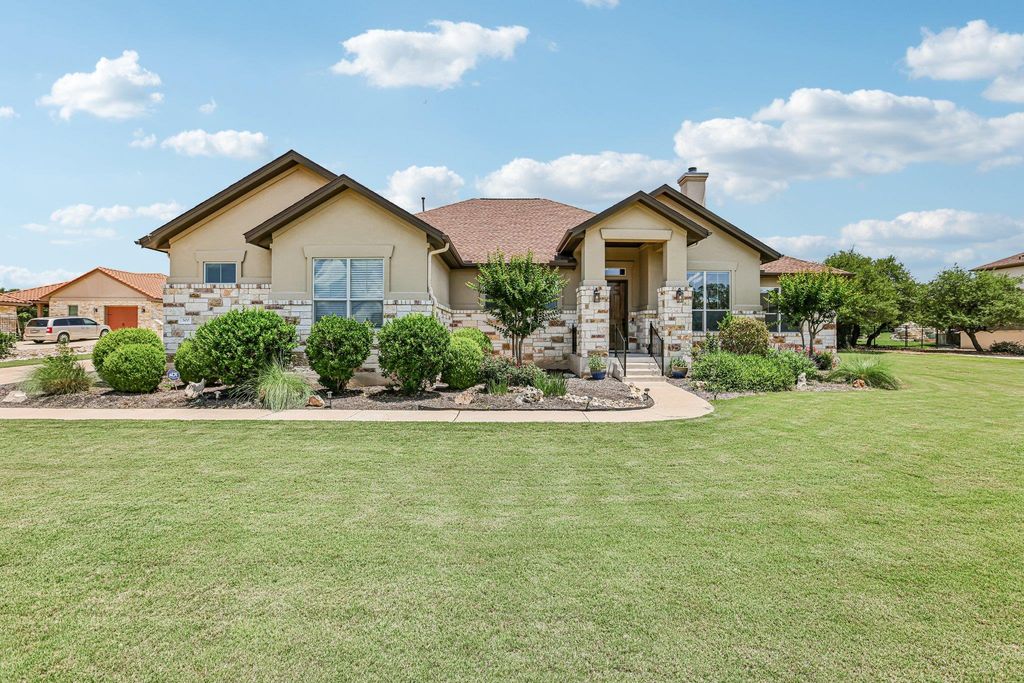 500 Dream Catcher DR, Leander, TX 78641