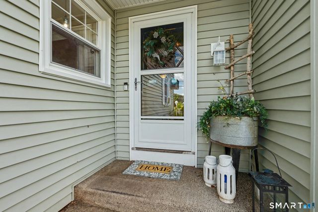 1205 Willard Avenue, Newington, CT 06111