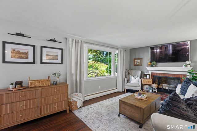 1205 Willard Avenue, Newington, CT 06111