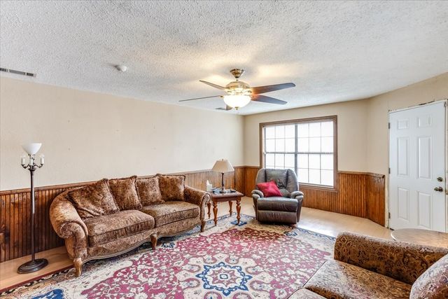 1226 Glen Loch Drive, Irving, TX 75062