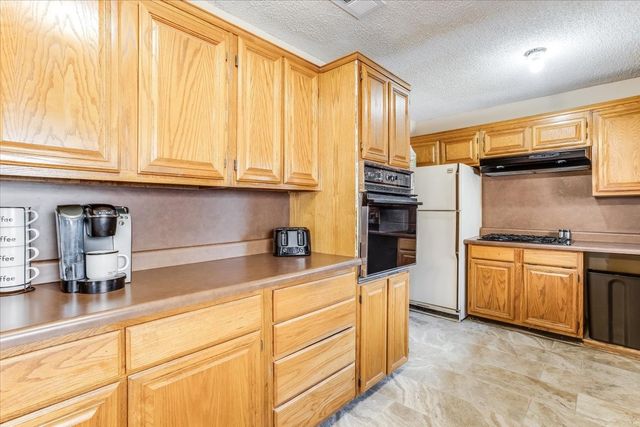 1226 Glen Loch Drive, Irving, TX 75062