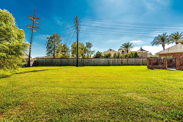 122 Jaden Lane, Houma, LA 70360