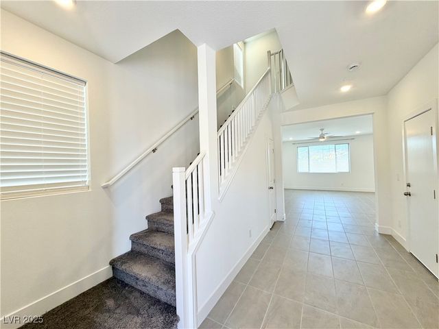 5833 Marigold Sunset Court, Las Vegas, NV 89113