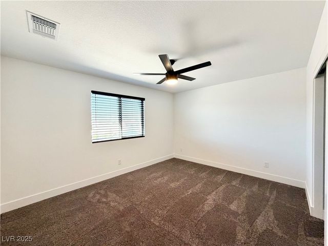 5833 Marigold Sunset Court, Las Vegas, NV 89113