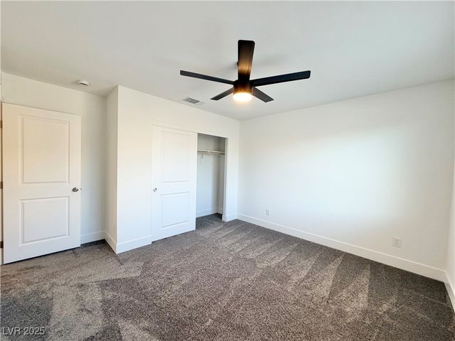 5833 Marigold Sunset Court, Las Vegas, NV 89113