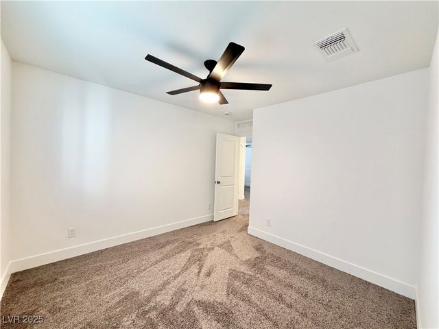 5833 Marigold Sunset Court, Las Vegas, NV 89113