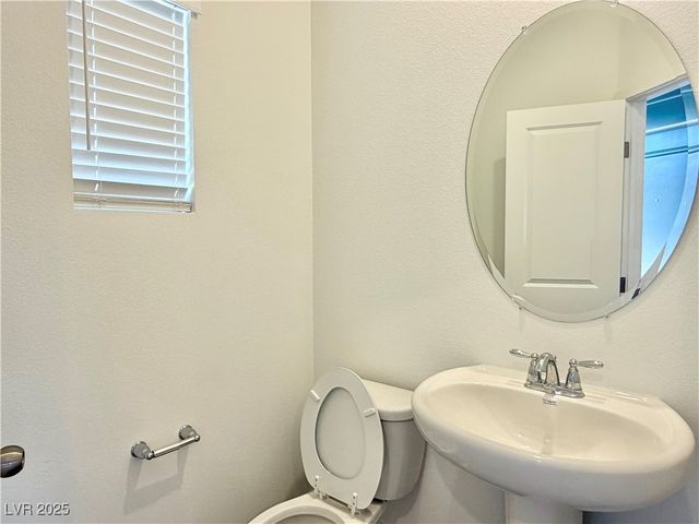 5833 Marigold Sunset Court, Las Vegas, NV 89113