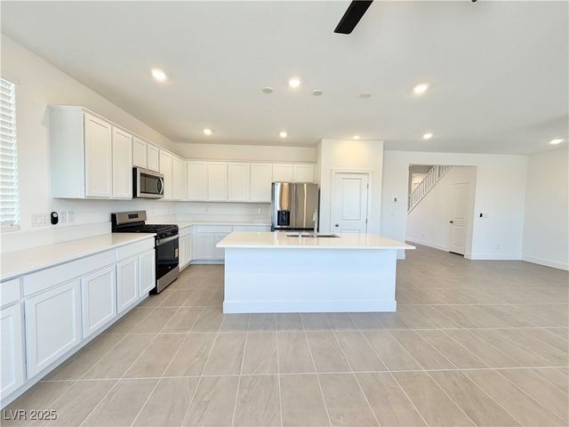 5833 Marigold Sunset Court, Las Vegas, NV 89113