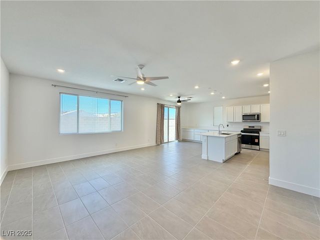 5833 Marigold Sunset Court, Las Vegas, NV 89113