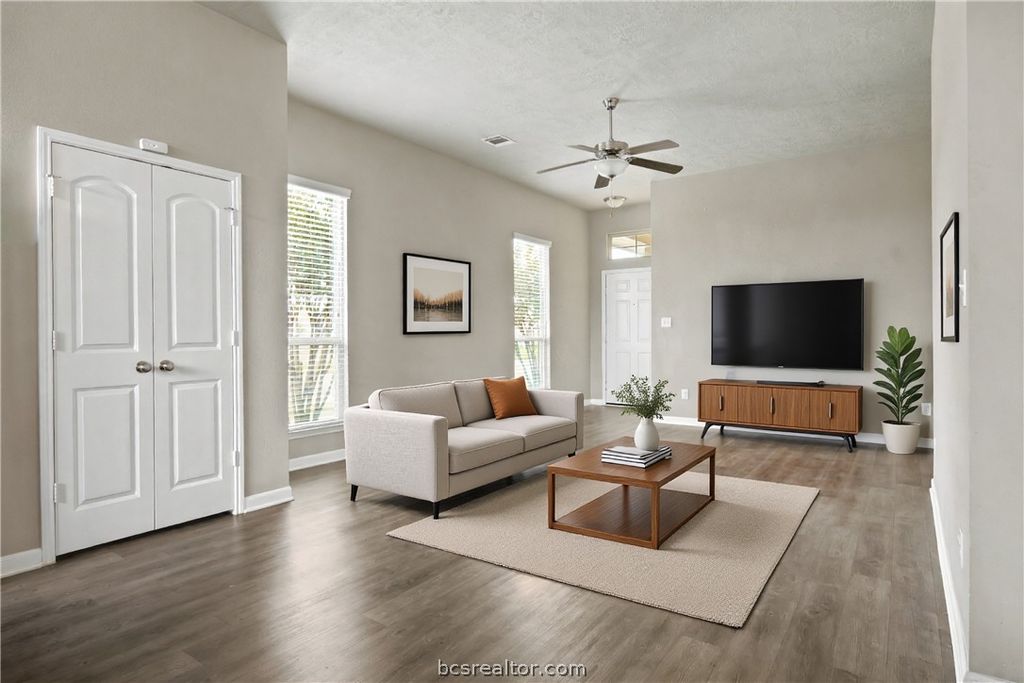 2000 Shimla Drive, Bryan, TX 77807 — photo 5