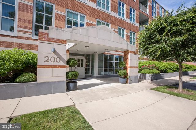 233 IRON WORKS WAY, Wayne, PA 19087