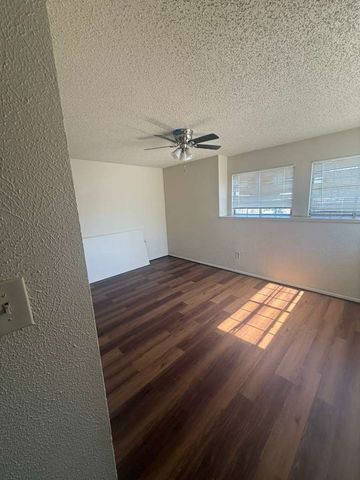 12812 Woodbend Court, Dallas, TX 75243