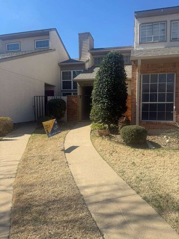 12812 Woodbend Court, Dallas, TX 75243