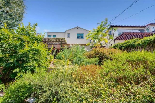 3919 Scandia Way, Los Angeles, CA 90065