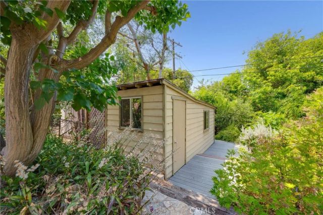 3919 Scandia Way, Los Angeles, CA 90065