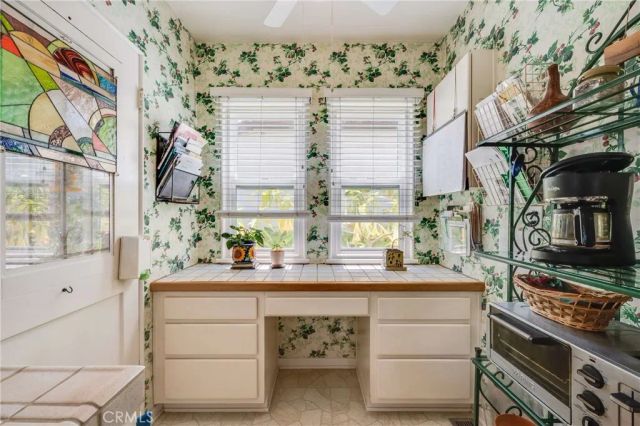 3919 Scandia Way, Los Angeles, CA 90065