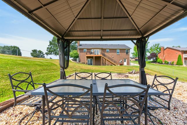 121 Mockingbird Hill Drive, Richmond, KY 40475