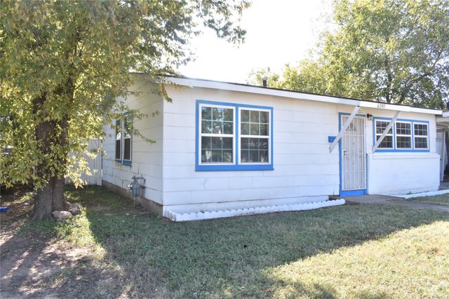 6040 Prothrow Street, Fort Worth, TX 76112