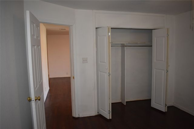 6040 Prothrow Street, Fort Worth, TX 76112