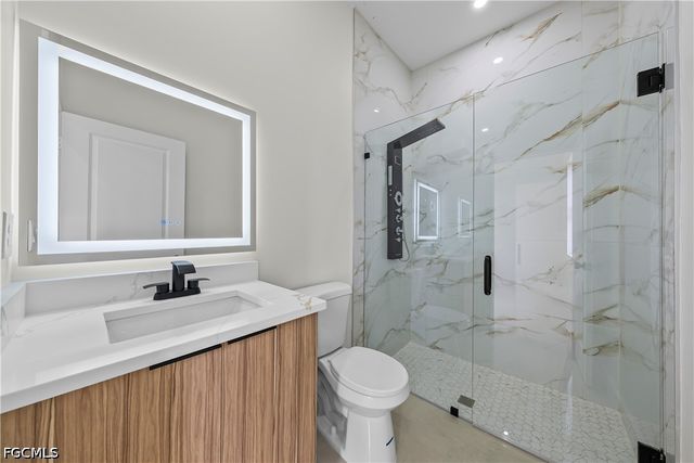 1097 Eisenhower BLVD, Lehigh Acres, FL 33974