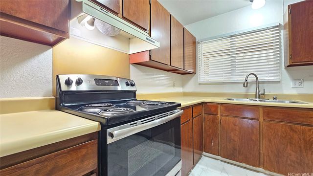 98-1361 Koaheahe Place 119, Pearl City, HI 96782