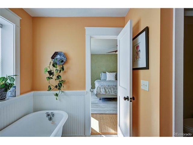 902 S Main St, Buena Vista, CO 81211