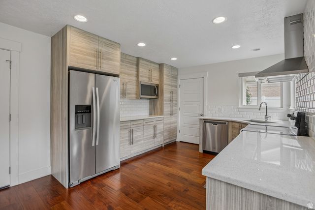 81 W 2950 N, Provo, UT 84604
