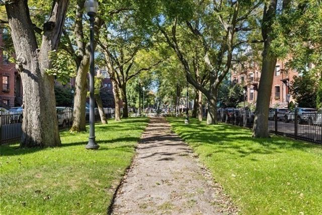 28 Worcester Square 4F, Boston, MA 02118