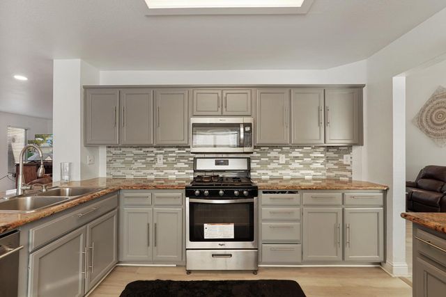 5122 Hanna Bay Ave, Stockton, CA 95210