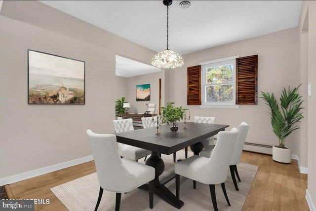 37 ZEELAND DR, Toms River, NJ 08757