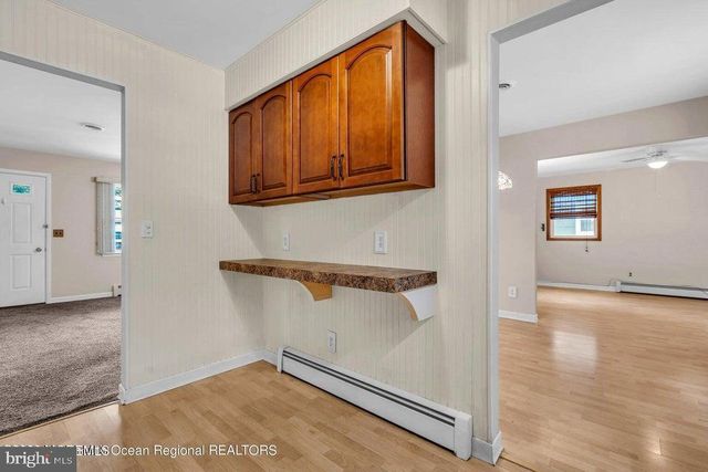 37 ZEELAND DR, Toms River, NJ 08757