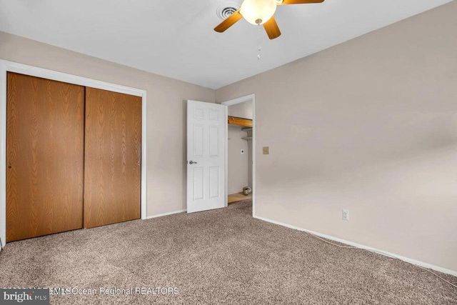 37 ZEELAND DR, Toms River, NJ 08757