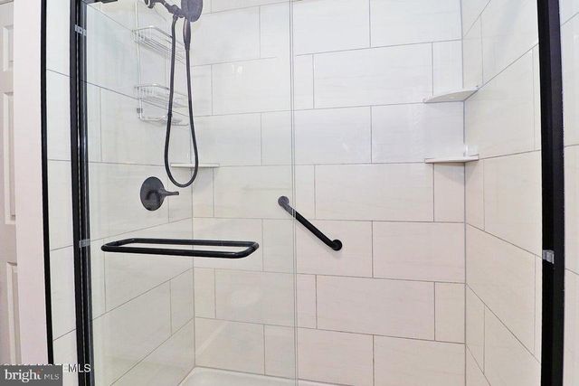 37 ZEELAND DR, Toms River, NJ 08757