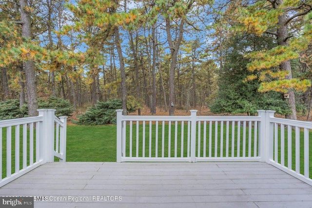 37 ZEELAND DR, Toms River, NJ 08757