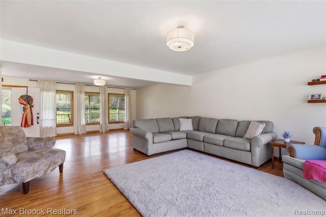 3295 Burning Tree Lane, Attica, MI 48412