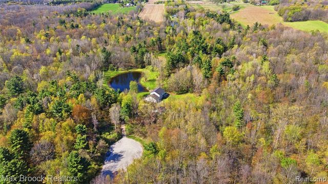 3295 Burning Tree Lane, Attica, MI 48412