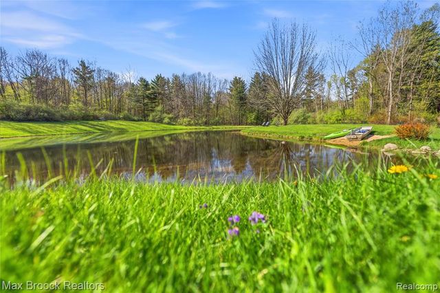 3295 Burning Tree Lane, Attica, MI 48412