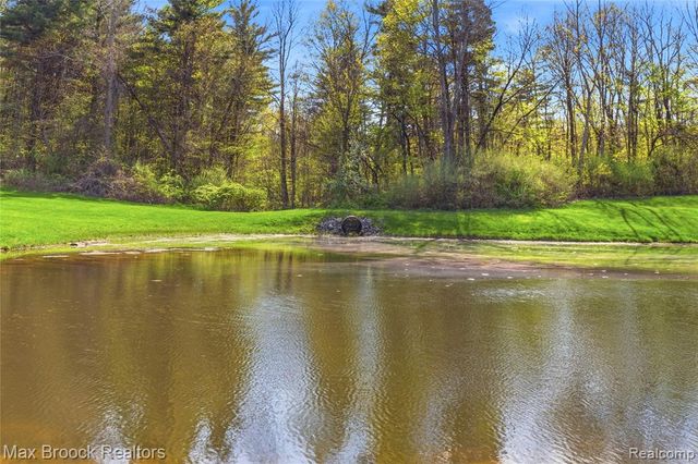 3295 Burning Tree Lane, Attica, MI 48412