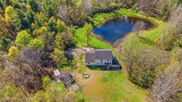 3295 Burning Tree Lane, Attica, MI 48412