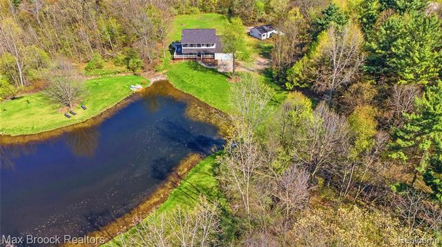 3295 Burning Tree Lane, Attica, MI 48412