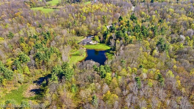 3295 Burning Tree Lane, Attica, MI 48412