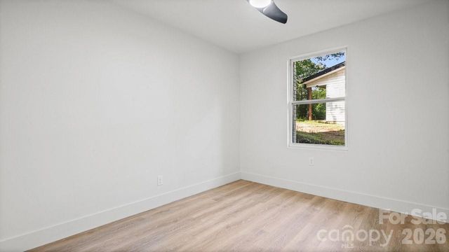 3320 Winterfield Place, Charlotte, NC 28205