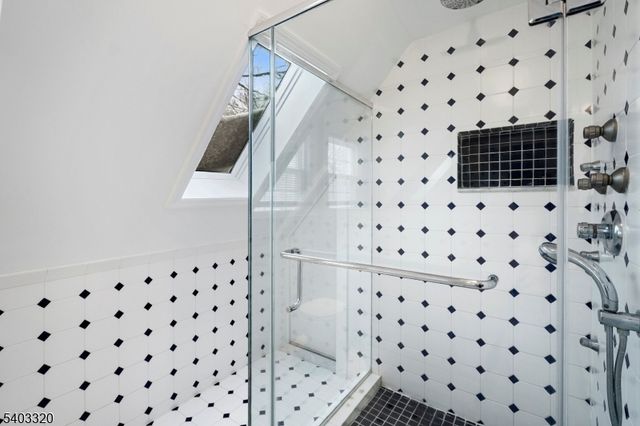 170 New Providence Rd, Mountainside Boro, NJ 07092