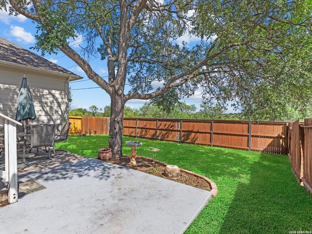 560 GINSBERG DR, Schertz, TX 78154