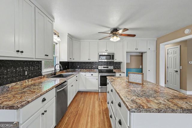 1661 E Boggs Mountain Road, Tiger, GA 30576
