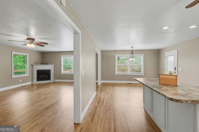 1661 E Boggs Mountain Road, Tiger, GA 30576